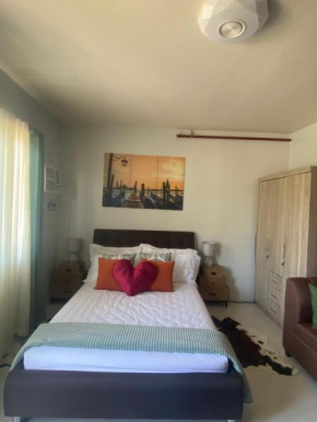 Condo Studio Suites with Balcony and swimming pool, Palawan